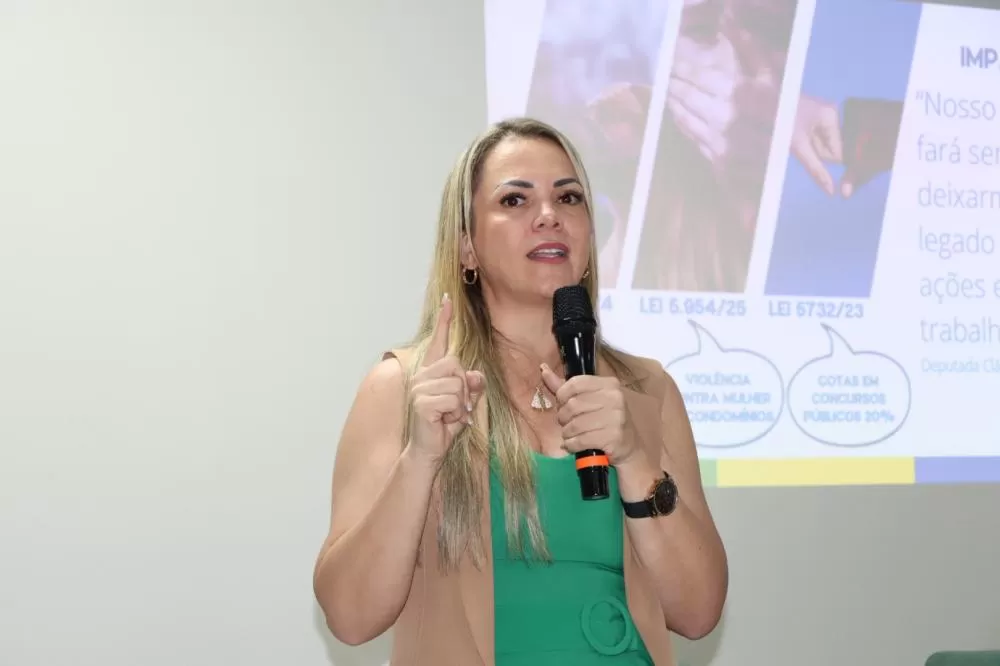 Mandato participativo: Cláudia de Jesus convida população para prestação de contas