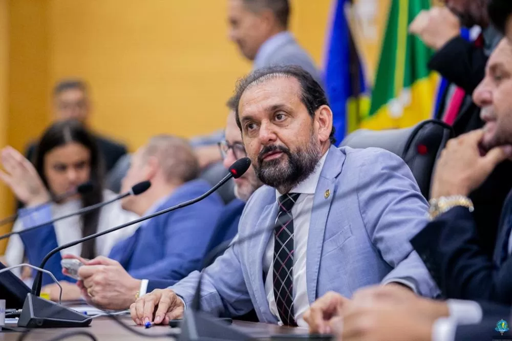 Deputado Laerte Gomes garante recurso de R$ 90 mil para realização do Réveillon 2026 em Urupá