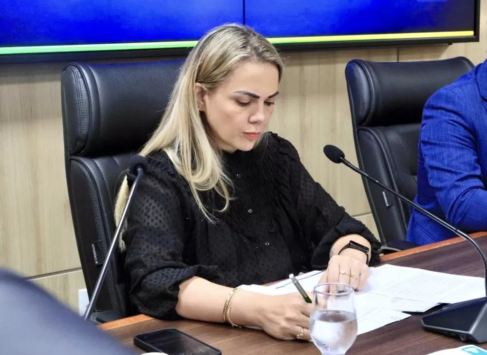  Cláudia de Jesus propõe isenção de ICMS e IPVA para pessoas com fibromialgia na compra de veículos em Rondônia