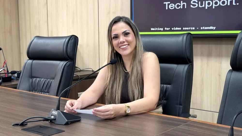 Cláudia de Jesus indica recuperação da RO-418 entre Cacoal e divisa com Mato Grosso