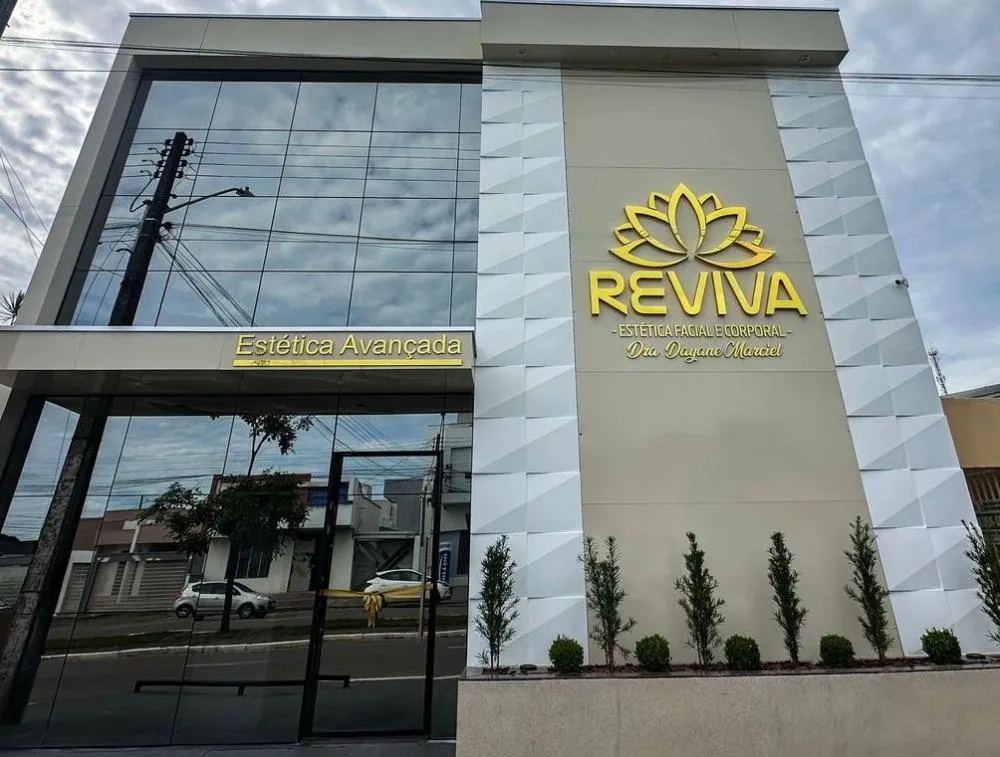 Clínica Reviva celebra 6 anos de sucesso com inovação, estética avançada e formação de profissionais
