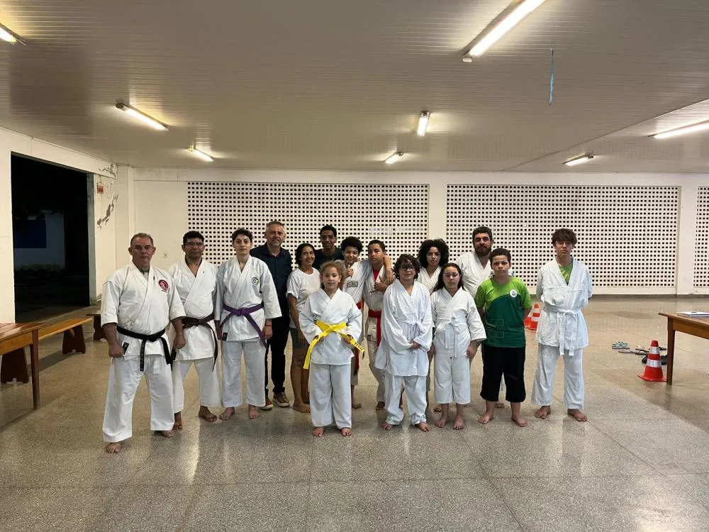 MARCELO LEMOS FORTALECE APOIO AO ESPORTE EM VISITA AO PROJETO KARATÊ DE LETRA DO IFRO