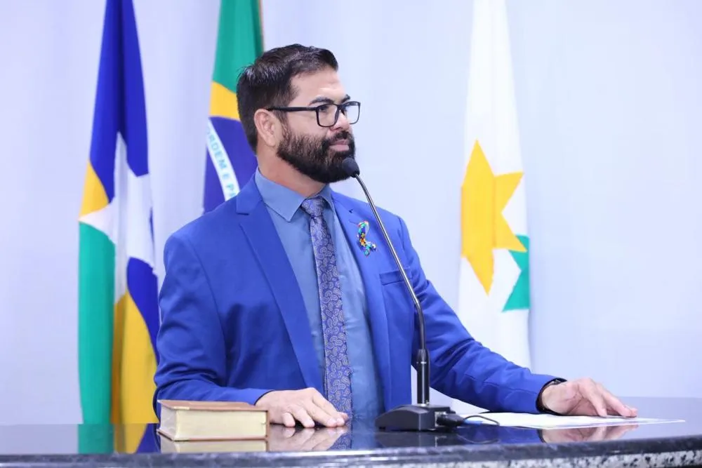 Vereador Scopony cobra ação urgente da Secretaria de Obras para recuperação de ruas em Ji-Paraná