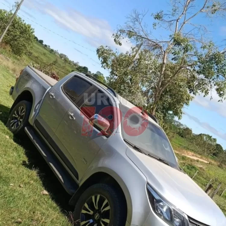 URUPÁ – Família é mantida refém durante roubo de caminhonete