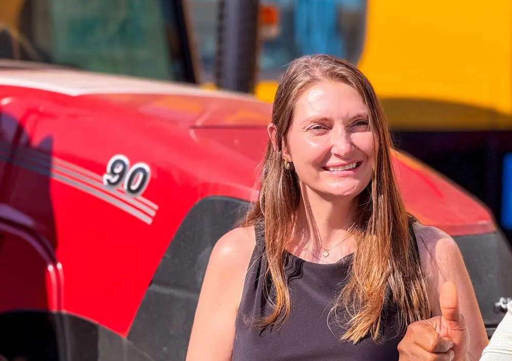 Gislaine Lebrinha garante R$ 1,5 milhão para quadra da EFA Vale do Guaporé