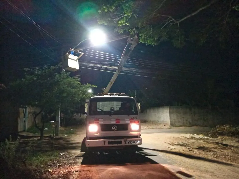 Prefeitura de Ji-Paraná amplia manutenção da iluminação pública e reforça segurança nos bairros
