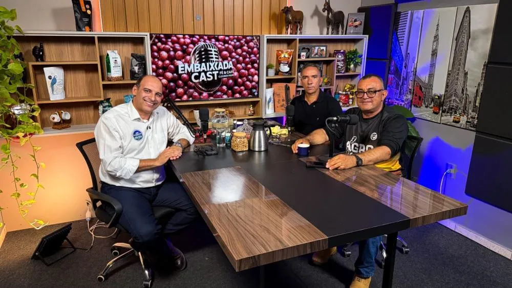 “Os maus vão continuar reinando porque os bons não querem”: o alerta de Ari Saraiva em podcast a toda Rondônia, e a “bazuca” que ele diz que cada eleitor tem na mão