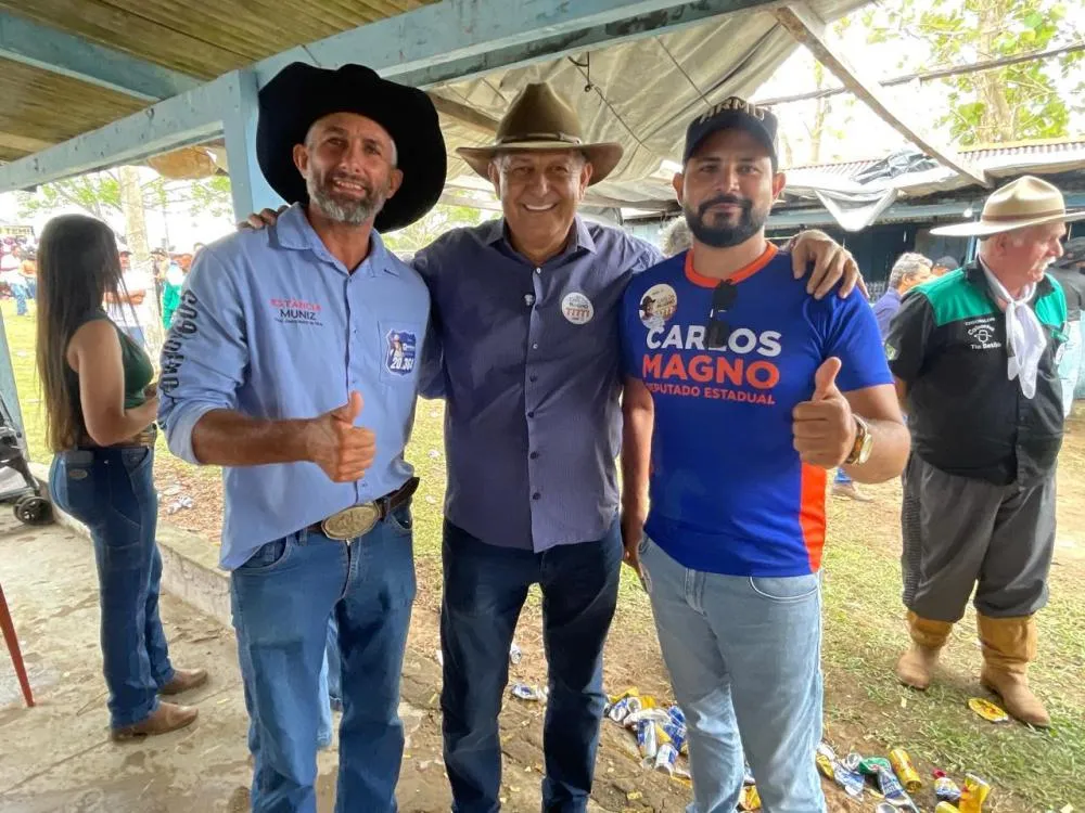 Eleições 2026: Carlos Magno participa de cavalgada em Tarilândia e reforça proximidade com a população