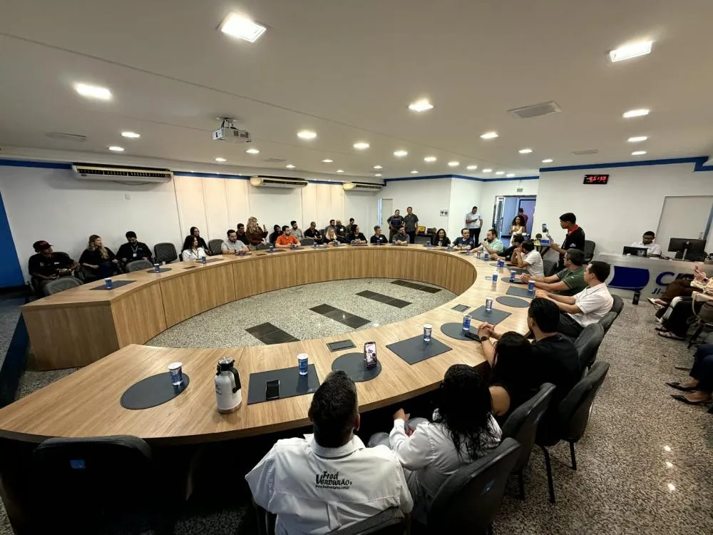 Yuri Mesquita representa prefeito Affonso Cândido no lançamento da Corrida Marco Zero 2026