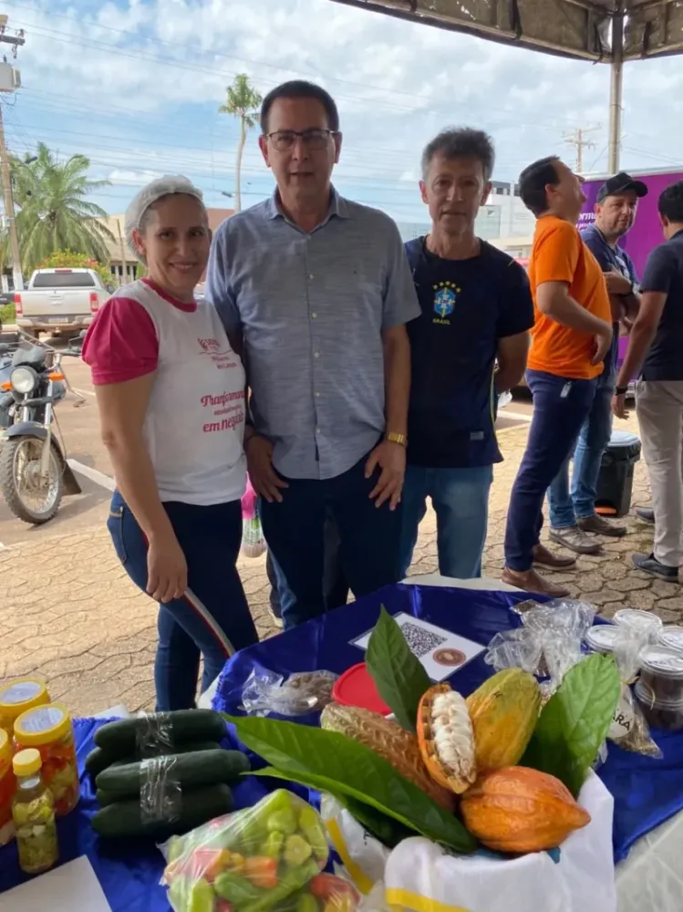 Prefeito Aldo Júlio prestigia Feira Mulheres em Campo e destaca a força do empreendedorismo feminino rural em Rolim de Moura