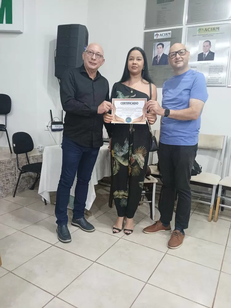 Fenacom promove palestra sobre Comunicação Institucional e Assessoria de Imprensa Digital em Rolim de Moura