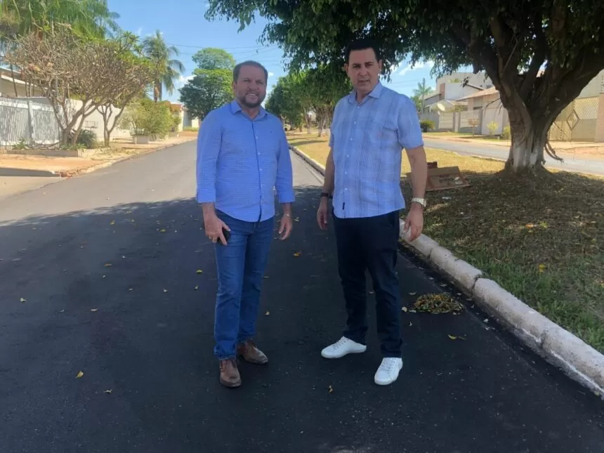 Prefeito Aldo Júlio anuncia que dinheiro para construção de quadra sintética em Nova Estrela já está na conta e agradece emenda do deputado Cirone Deiró