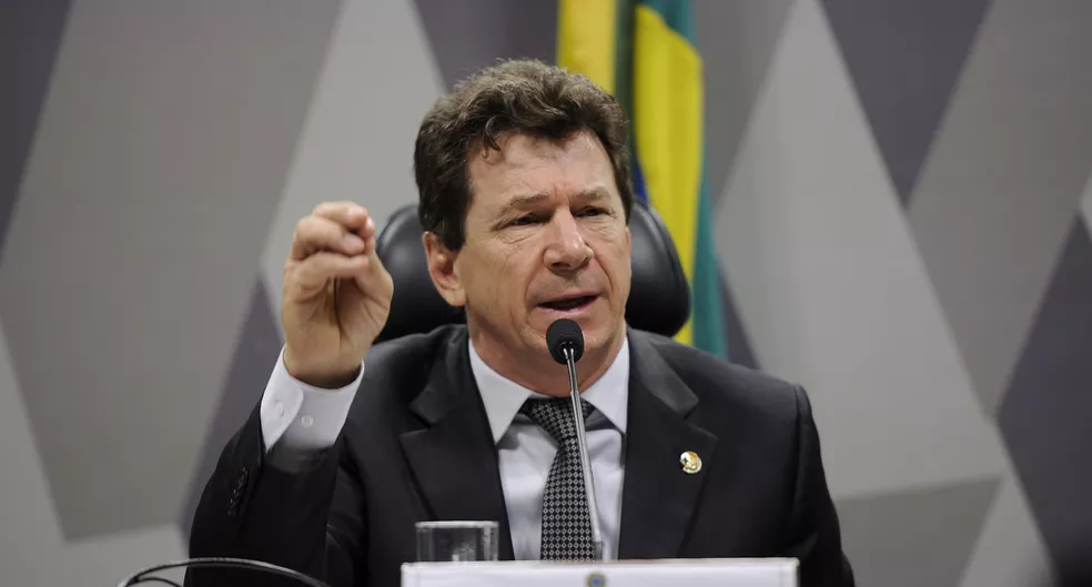 Ex-governador Ivo Cassol é alvo de cumprimento de sentença em Rolim de Moura: multa ultrapassa R$ 486 mil e está inelegível até 2031