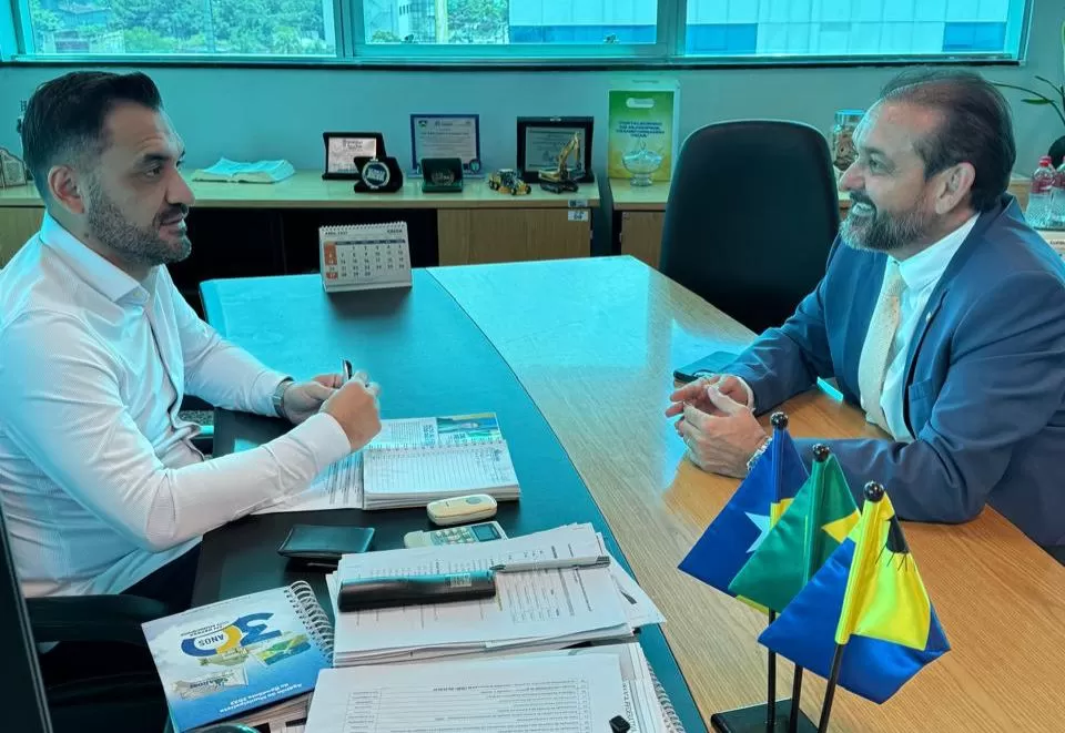 Laerte Gomes solicita pavimentação asfáltica de rodovias que ligam Vale do Paraíso a distritos da região