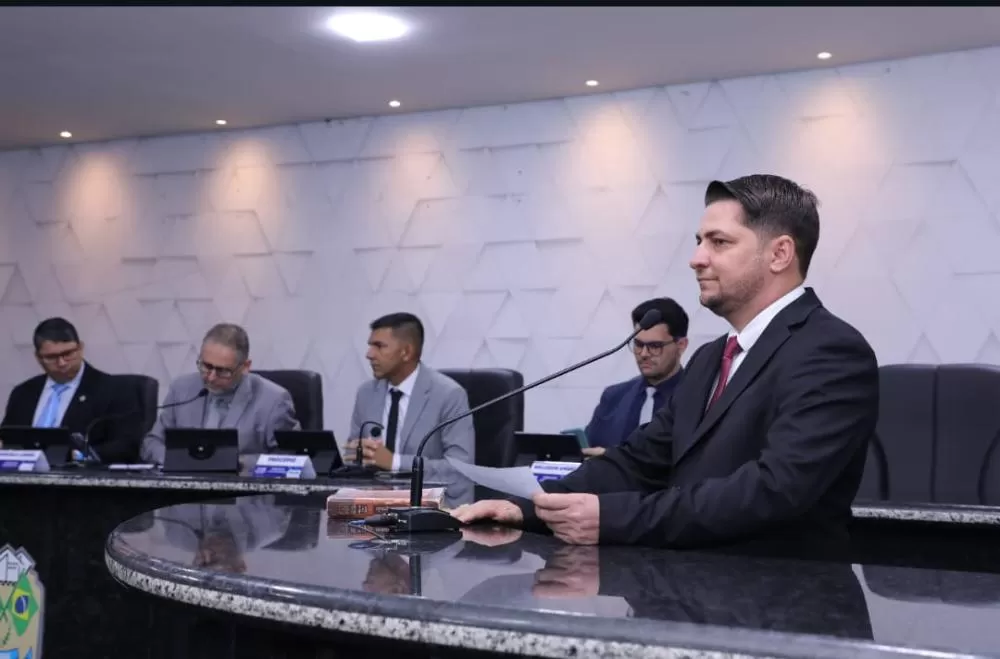 Ji-Paraná – Câmara Municipal tem nova composição com posse de Maikon Roberto