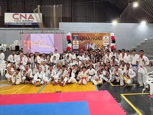 Prefeito Aldo Júlio parabeniza Academia Pequeno Dragão pelo 14º título estadual consecutivo de Karatê Interestilos