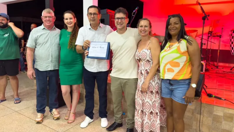 Rolim de Moura é homenageado pelo Projeto “Colhendo Sementes, Construindo Viveiros, Plantando Florestas” em cerimônia conduzida pelo juiz Maximiliano Deitos